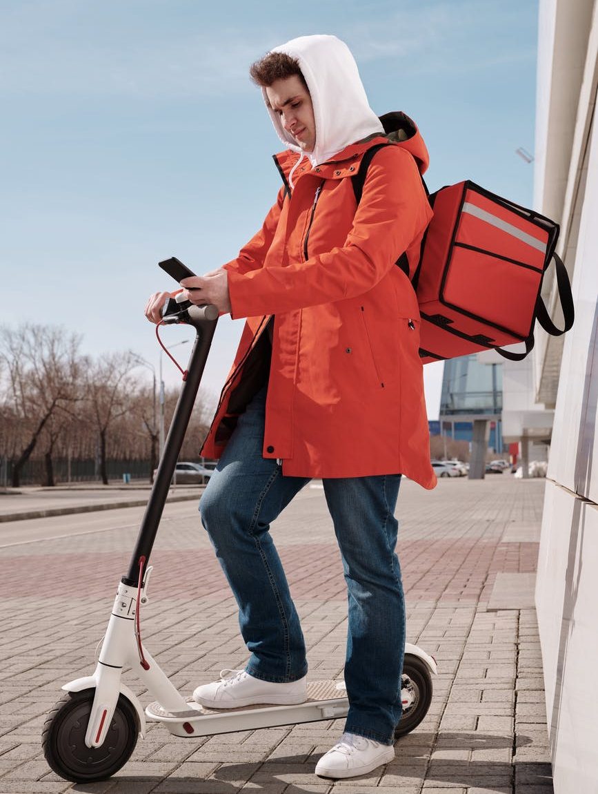 pexels-photo-4392890 Курьер