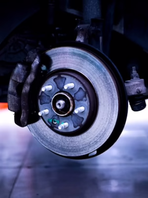 машина un-liu-yqsgL2wKEHA Профессиональный ремонт ходовой части автомобиля